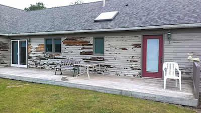 House with chipped paint